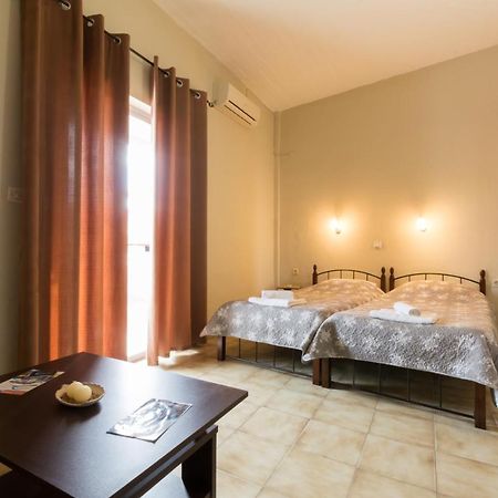 Naos Studios - Private Apartment กาวอส ภายนอก รูปภาพ